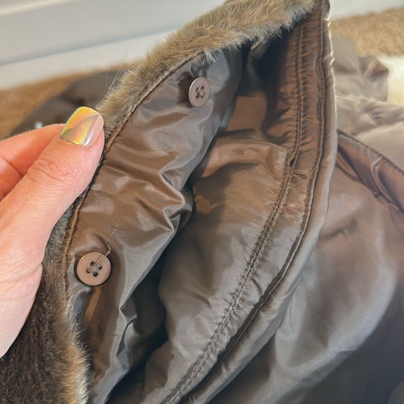 Michael Kors Puffer w/ hood & faux fur collar winter jacket Small midi - Picture 7 of 8